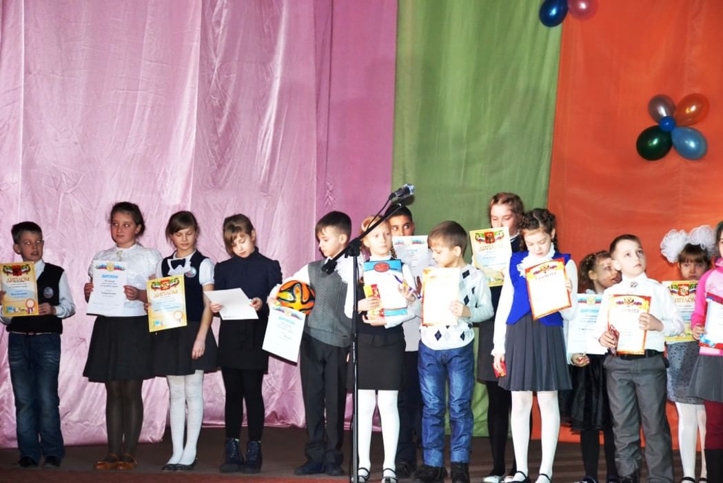На чемоданах стих На чемоданах стих