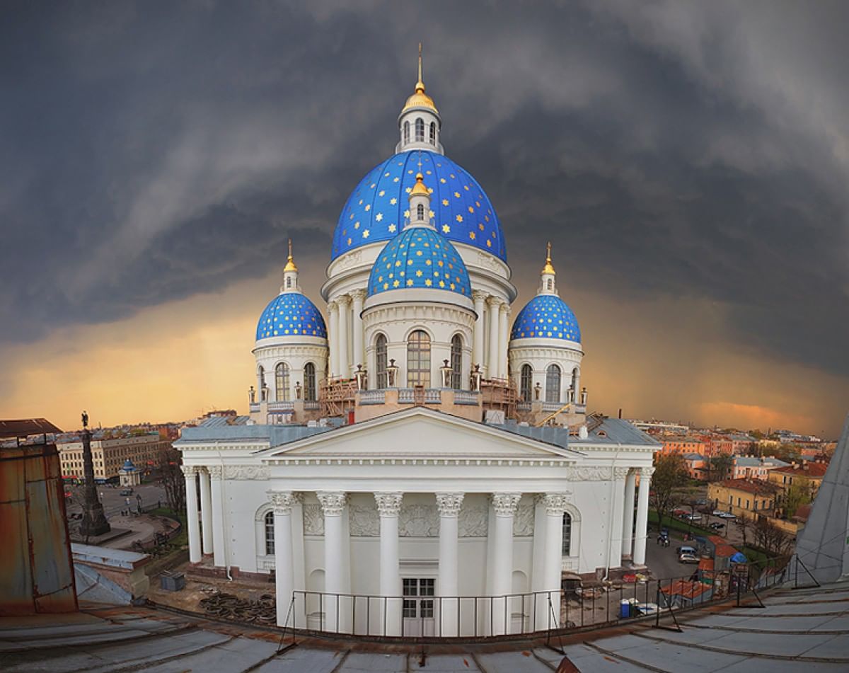 Православный санкт петербург. Собор Святой Живоначальной Троицы лейб-гвардии Измайловского полка. Троице-Измайловский собор в Санкт-Петербурге. Троице-Измайловский собор (Троицкий собор). Собор Святой Живоначальной Троицы.