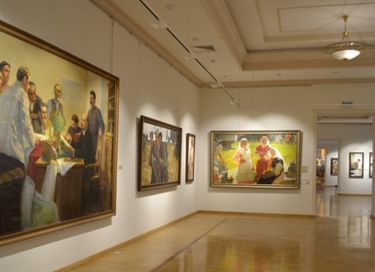 Экспозиция Хариса Якупова
