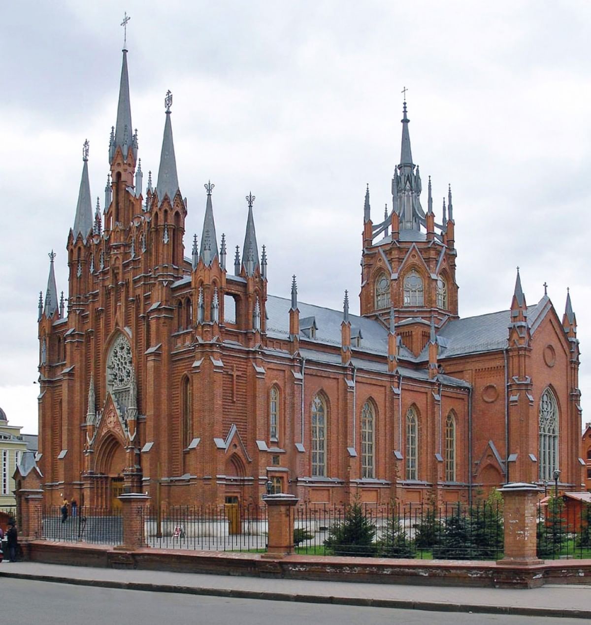 Реферат: Католическая церковь в России