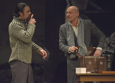 Спектакль «Вечно живые»