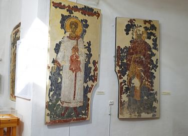 Выставка «Возрожденные из руин. Церковь Спаса Преображения на Ковалеве и ее фрески»